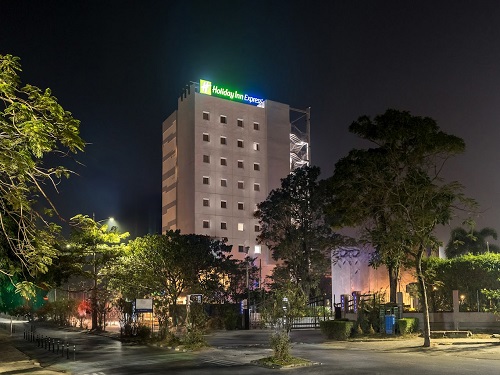 escorts Holiday Inn Express New Town by IHG